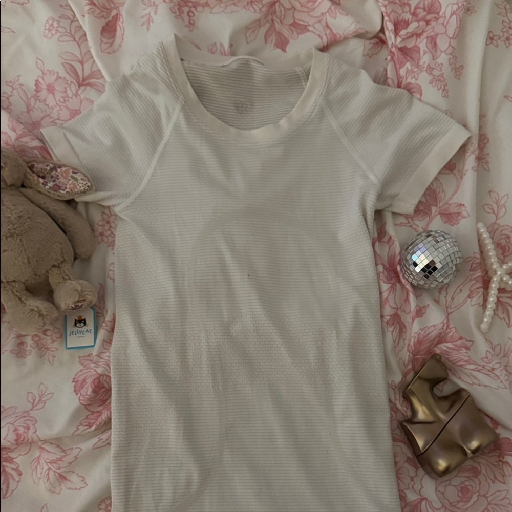 Lululemon White Swiftly